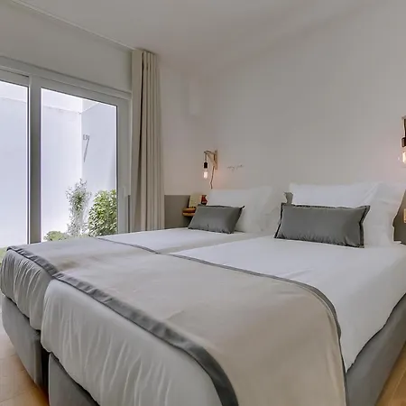 Appartement Feels Like Home Salitre Modern Garden Apartment