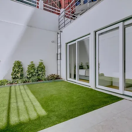 Feels Like Home Salitre Modern Garden Apartment Lissabon